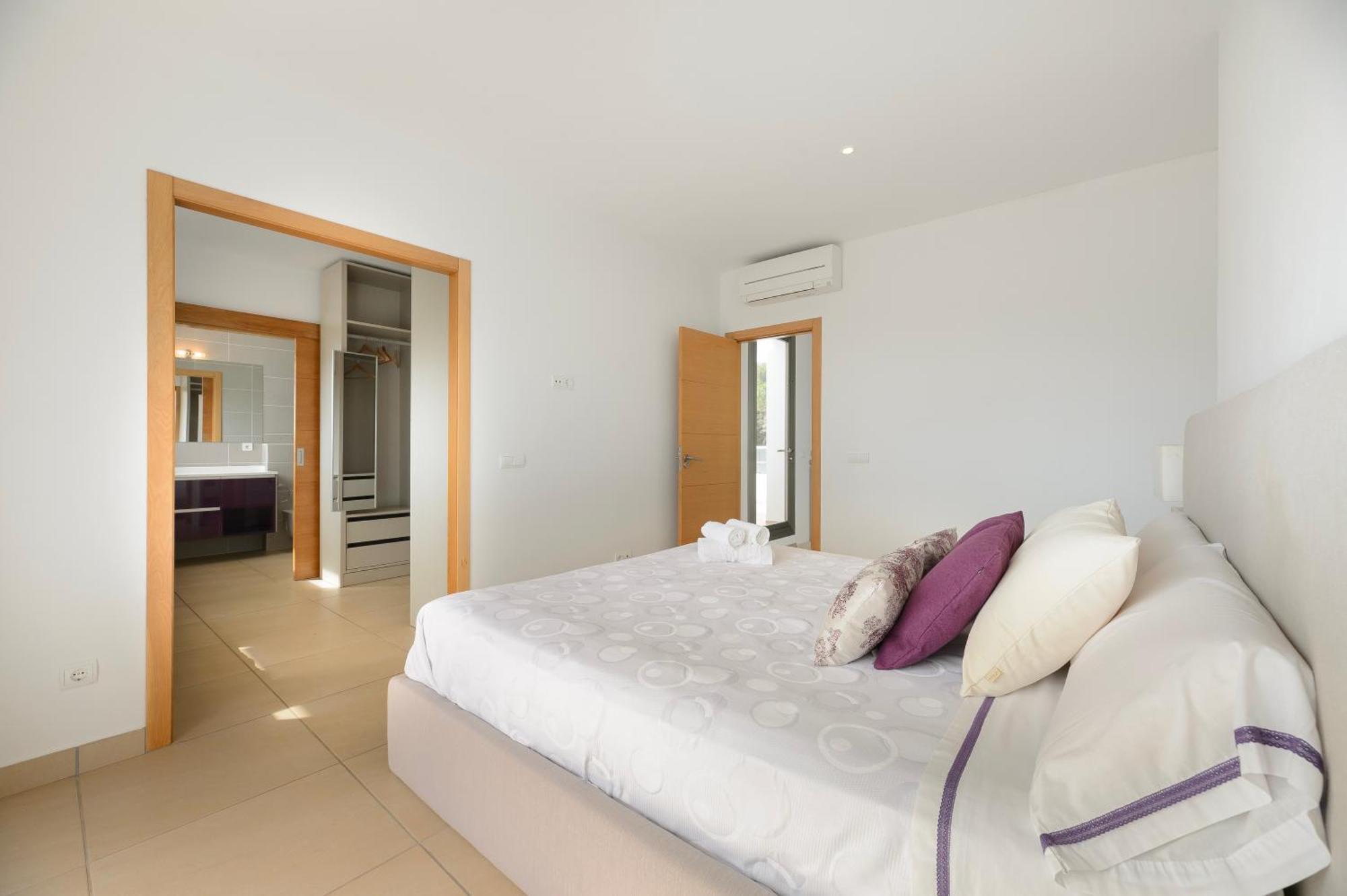 New! Es Redo-spacious & Relax Villa San José
