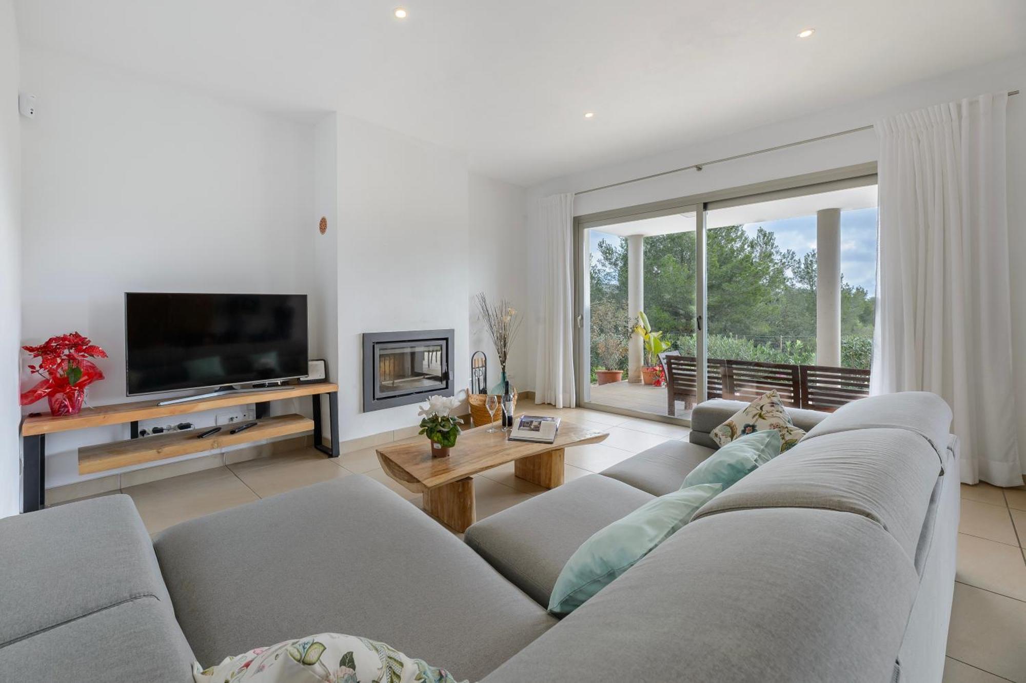 Villa New! Es Redo-spacious & Relax