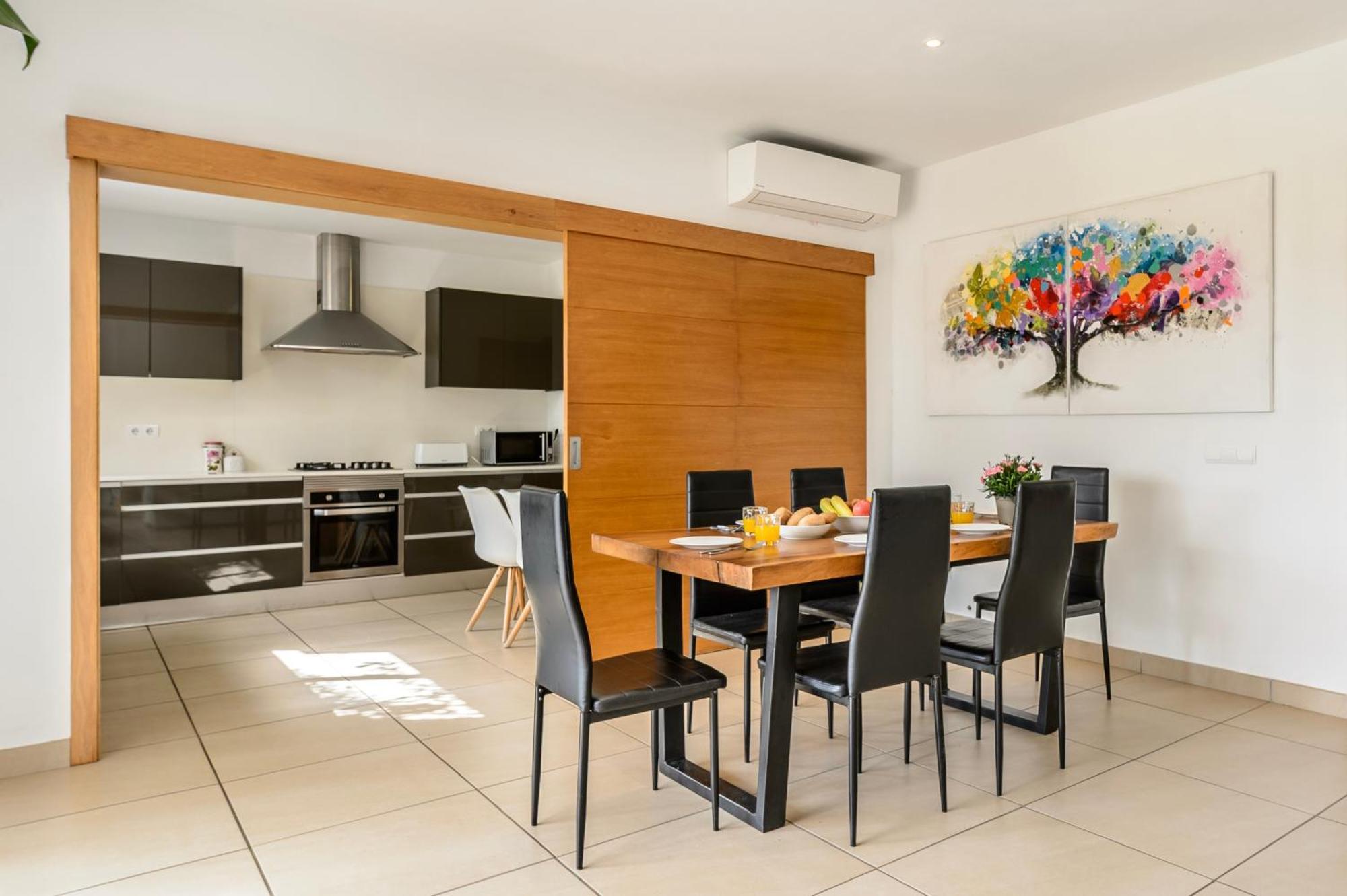 Villa New! Es Redo-spacious & Relax *