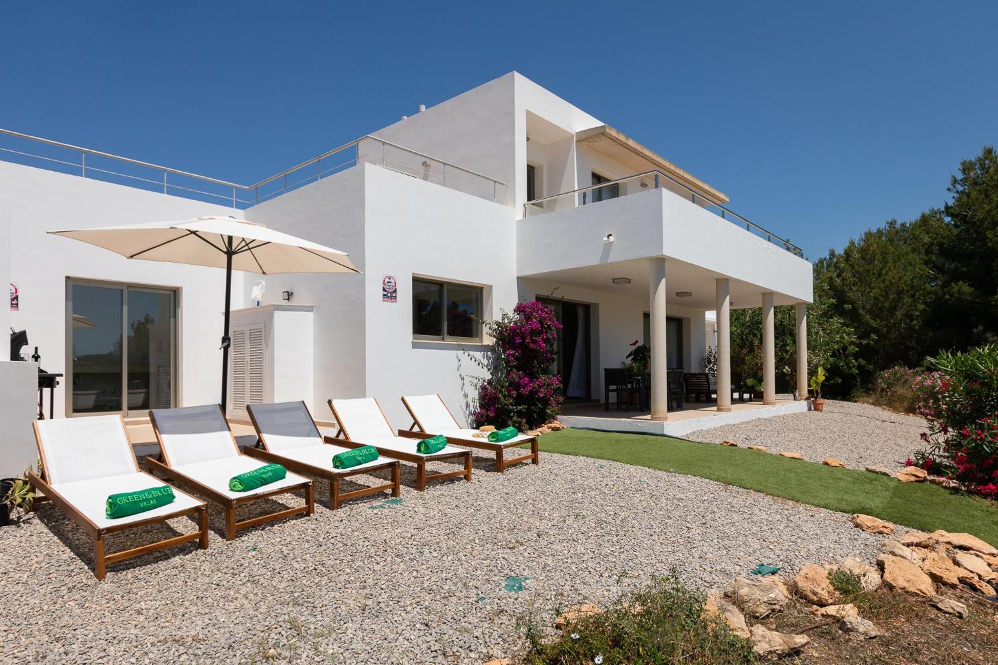 New! Es Redo-spacious & Relax * Sant Josep de sa Talaia