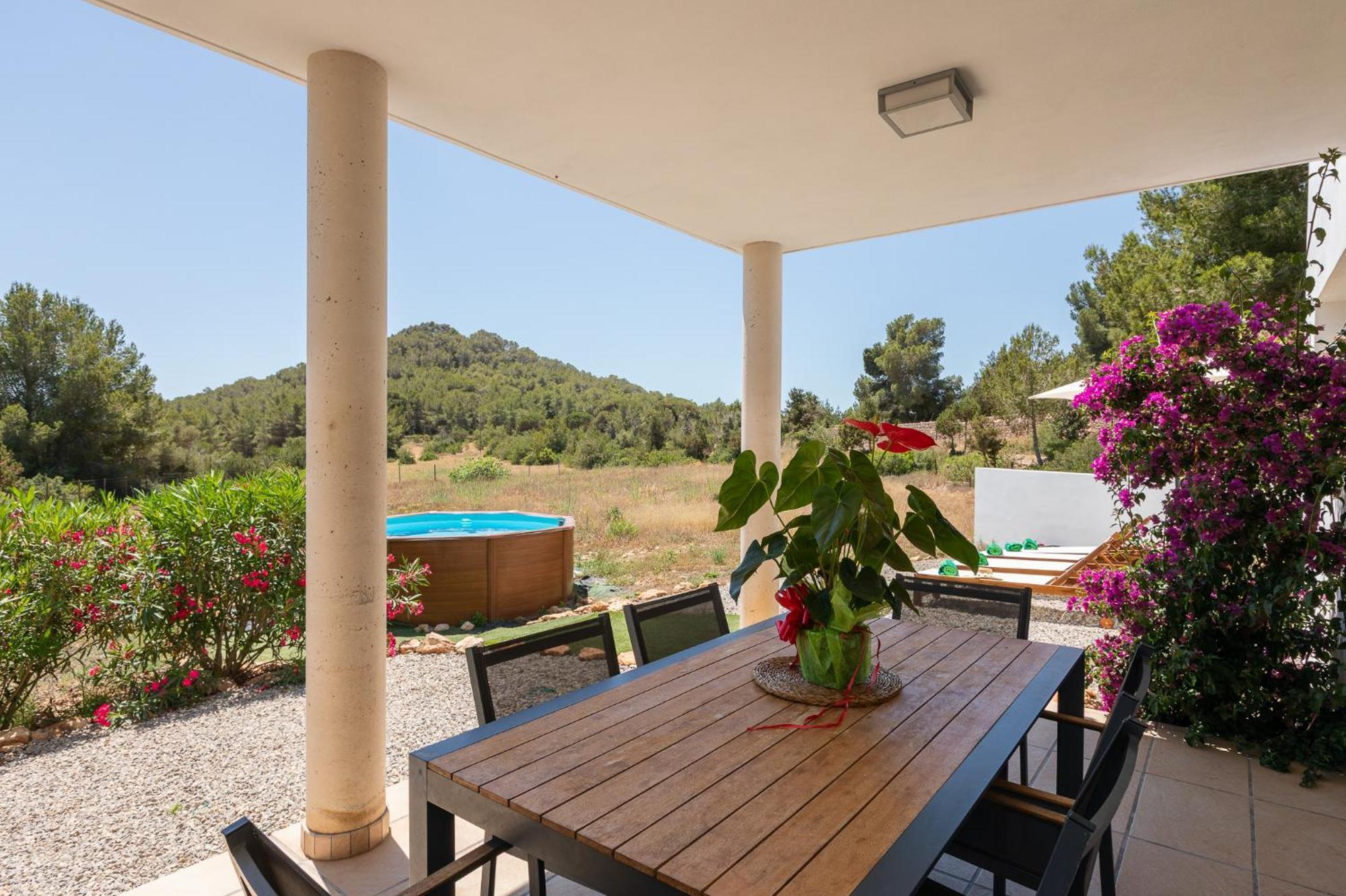 Villa New! Es Redo-spacious & Relax