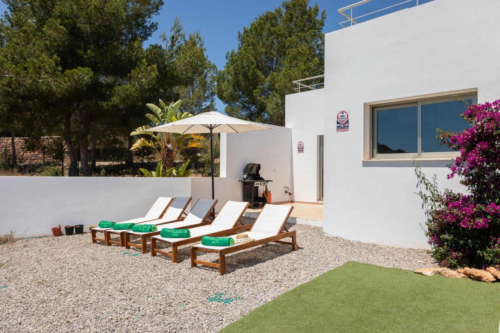 Villa New! Es Redo-spacious & Relax *